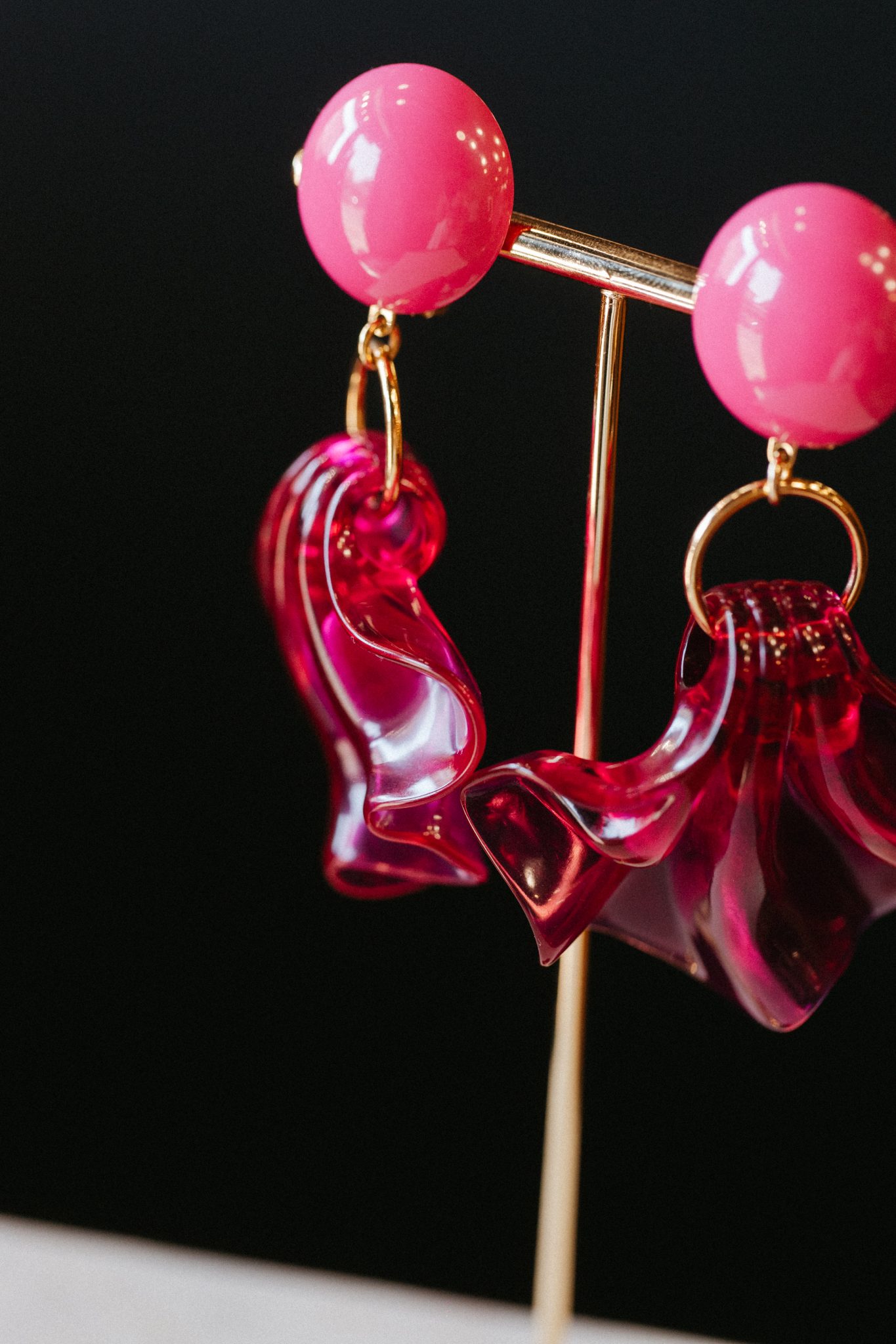 Boucles d'oreilles Amélia fuchsia | Francine Bramli – Image 3